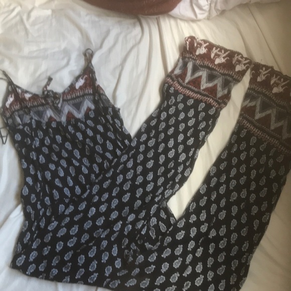 Romper - Picture 2 of 2